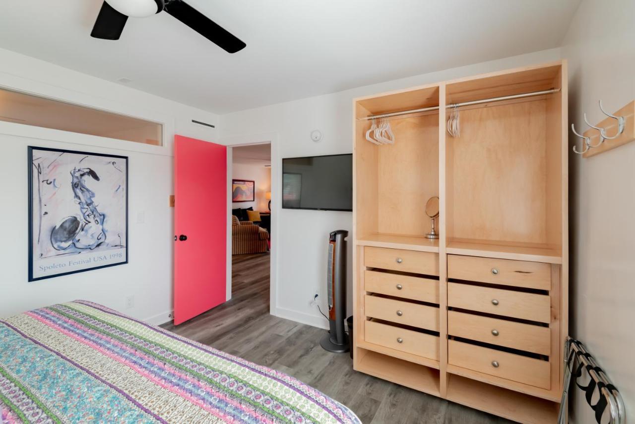 Folly Vacation Perfect Purple Palace Apt A Folly Beach Ngoại thất bức ảnh