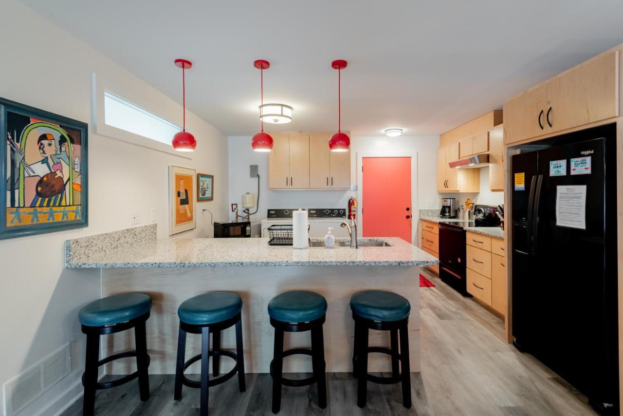 Folly Vacation Perfect Purple Palace Apt A Folly Beach Ngoại thất bức ảnh